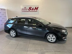 Schwarz Gebraucht 2022 Kia Ceed Sportswagon Kombi | 16.990 € (Fairer Preis)