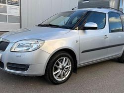 Silber Gebraucht 2009 Skoda Roomster Van / Kleinbus | 6.800 € (Teuer)