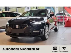 Mitternachtsschwarz metallic Gebraucht 2024 Seat Leon Style Limousine | 23.990 € (Fairer Preis)