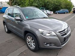 Grau Gebraucht 2009 VW Tiguan Sportline SUV | 4.650 € (Superpreis)