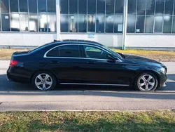 Schwarz Gebraucht 2017 Mercedes E200 Limousine | 20.000 € (Fairer Preis)