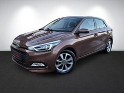 Braun Gebraucht 2015 Hyundai i20 Trend Kleinwagen | 8.990 € (Fairer Preis)