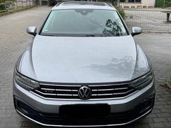 Silber Gebraucht 2020 VW Passat GTE Kombi | 26.500 € (Teuer)