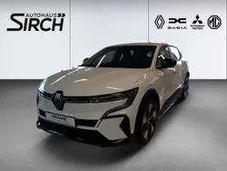 Arktisweiß Gebraucht 2024 Renault Mégane Equilibre Limousine | 29.490 € (Fairer Preis)