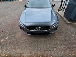Silber Gebraucht 2020 Volvo S60 R-Design Limousine | 24.499 € (Fairer Preis)