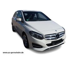 Weiss Gebraucht 2016 Mercedes B180 Urban Van / Kleinbus | 15.993 € (Fairer Preis)
