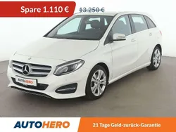 Weiß Gebraucht 2015 Mercedes B180 Urban Van / Kleinbus | 12.140 € (Fairer Preis)