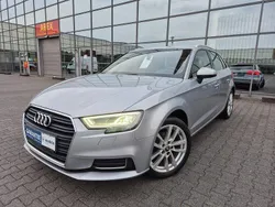 Silber Gebraucht 2019 Audi A3 Sportback Design Limousine | 13.990 € (Fairer Preis)