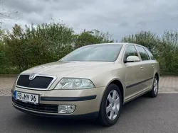 Gold Gebraucht 2006 Skoda Octavia Kombi | 3.250 € (Fairer Preis)