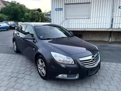 Grau Gebraucht 2011 Opel Insignia Innovation Kombi | 2.999 € (Superpreis)