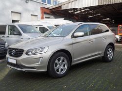 Gold Gebraucht 2016 Volvo XC60 SUV | 16.450 € (Fairer Preis)