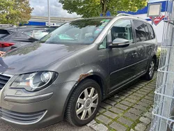 Grau Gebraucht 2009 VW Touran Van / Kleinbus | 2.800 € (Guter Preis)