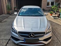 Silber Gebraucht 2017 Mercedes CLA250 AMG line Limousine | 26.400 € (Etwas zu teuer)
