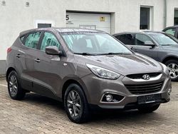 Grau Gebraucht 2015 Hyundai ix35 Finale SUV | 10.900 € (Fairer Preis)