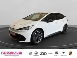 Weiss Gebraucht 2024 Cupra Born Kleinwagen | 33.890 € (Fairer Preis)