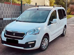 Gebraucht 2017 Peugeot Partner Tepee Active Van / Kleinbus | 10.999 € (Etwas zu teuer)