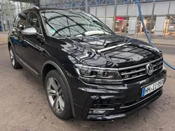 Schwarz Gebraucht 2019 VW Tiguan Highline SUV | 25.000 € (Fairer Preis)