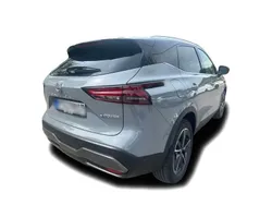 Grau Gebraucht 2023 Nissan Qashqai Tekna SUV | 47.420 €