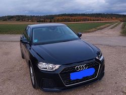 Blau Gebraucht 2021 Audi A1 Sportback Advanced Kleinwagen | 20.700 € (Fairer Preis)