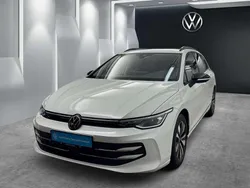 Oryxweiß perlmutteffekt Gebraucht 2024 VW Golf VIII Goal Kombi | 33.480 € (Superpreis)