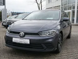 Grau Gebraucht 2023 VW Polo Move Limousine | 19.450 € (Fairer Preis)