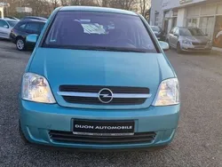 Grau Gebraucht 2004 Opel Meriva Edition Van / Kleinbus | 1.500 € (Fairer Preis)