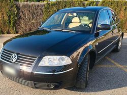 Schwarz Gebraucht 2004 VW Passat Highline Limousine | 3.000 € (Fairer Preis)