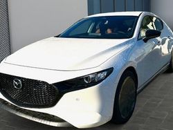 Weiß Neu 2025 Mazda 3 Nagisa Limousine | 29.600 €