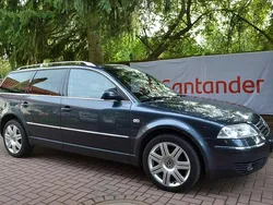 Grau Gebraucht 2003 VW Passat Trendline Kombi | 2.990 € (Etwas zu teuer)