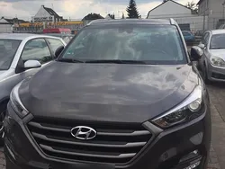 Braun Gebraucht 2017 Hyundai Tucson SUV | 13.500 € (Fairer Preis)