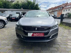 Grau Gebraucht 2015 Peugeot 508 Allure Limousine | 10.490 € (Fairer Preis)