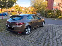 Braun Gebraucht 2017 Renault Mégane IV Play Limousine | 8.499 € (Guter Preis)