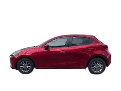 Rot metallic Gebraucht 2021 Mazda 2 | 18.880 € (Fairer Preis)