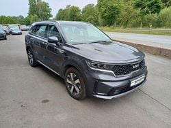 Grau Gebraucht 2022 Kia Sorento Vision SUV | 25.890 € (Superpreis)