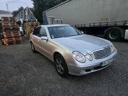 Grau Gebraucht 2005 Mercedes E220 Elegance Limousine | 5.000 € (Guter Preis)