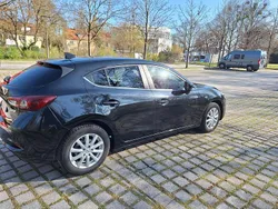Schwarz Gebraucht 2019 Mazda 3 Sports-Line Limousine | 15.200 € (Guter Preis)