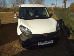 Weiß (weiß) Gebraucht 2022 Fiat Doblò Van / Kleinbus | 22.990 € (Fairer Preis)