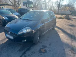 Schwarz Gebraucht 2009 Fiat Grande Punto Kleinwagen | 2.100 € (Fairer Preis)