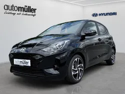 Blau Neu 2025 Hyundai i10 Trend Kleinwagen | 20.388 € (Etwas zu teuer)