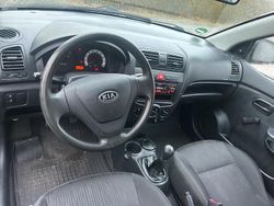 Schwarz Gebraucht 2009 Kia Picanto Kleinwagen | 2.500 € (Fairer Preis)
