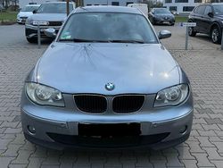 Grau Gebraucht 2005 BMW 116 Kleinwagen | 1.199 € (Fairer Preis)