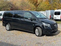 Schwarz Gebraucht 2023 Mercedes Vito Kombi | 35.688 € (Teuer)