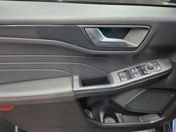 Blau Gebraucht 2024 Ford Kuga ST-Line X SUV | 30.650 € (Etwas zu teuer)