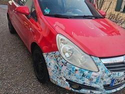 Rot Gebraucht 2007 Opel Corsa Limousine | 1.100 € (Guter Preis)