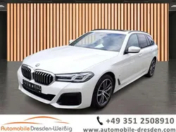 Weiß alpinweiss 3 Gebraucht 2022 BMW 530 Shadowline Kombi | 39.980 € (Fairer Preis)