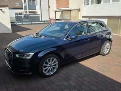 Blau Gebraucht 2017 Audi A3 Sportback Ambiente Limousine | 13.990 € (Fairer Preis)