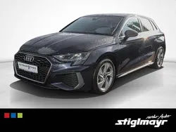 Navarrablau metallic (metallic) Gebraucht 2023 Audi A3 Sportback S-Line Limousine | 31.920 € (Fairer Preis)