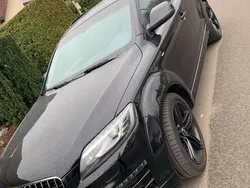 Schwarz Gebraucht 2014 Audi Q7 Ambiente SUV | 26.900 € (Etwas zu teuer)