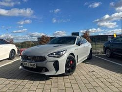 Silber Gebraucht 2019 Kia Stinger Kleinwagen | 34.990 € (Etwas zu teuer)