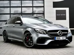 Grau Gebraucht 2018 Mercedes E63S AMG AMG Limousine | 45.900 € (Superpreis)